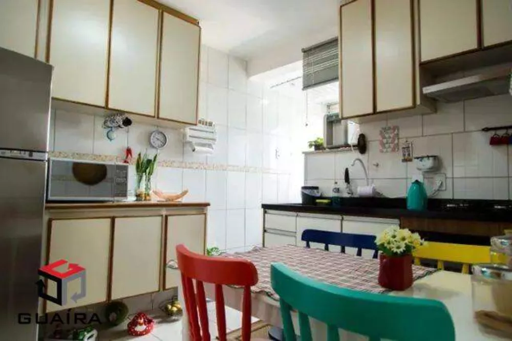 Apartamento à venda com 2 quartos, 60m² - Foto 2