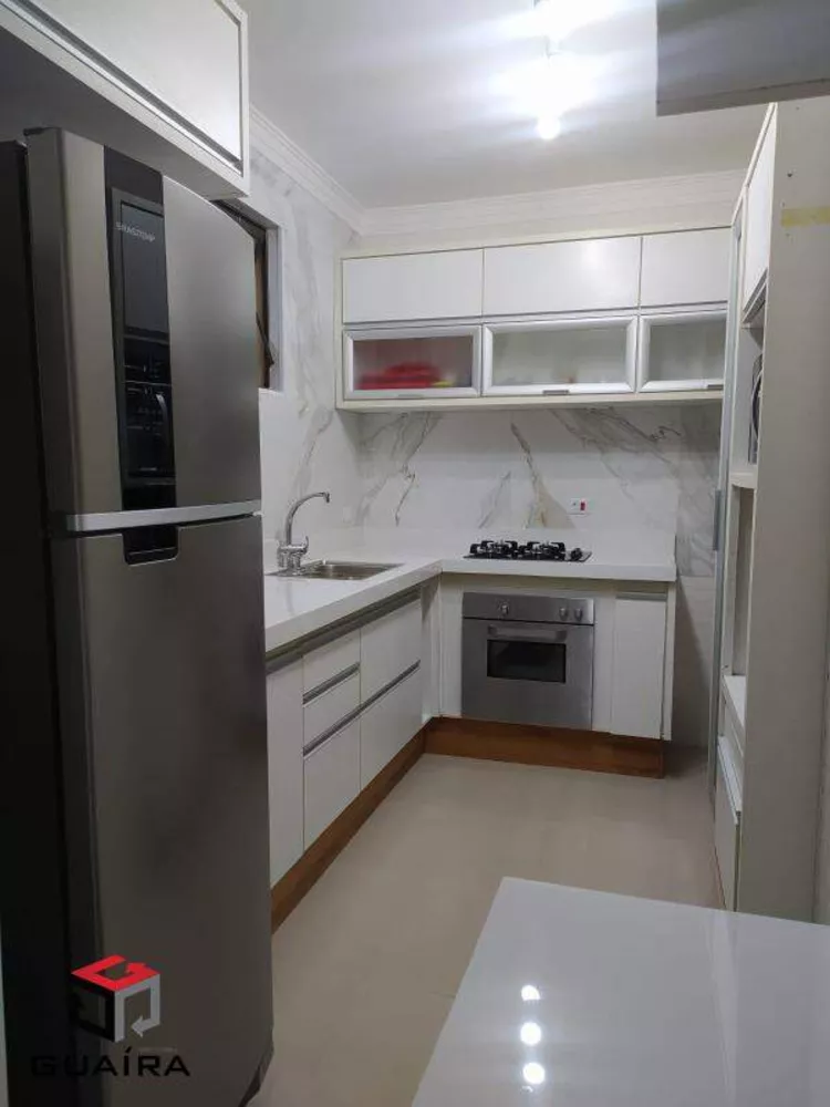 Apartamento à venda com 2 quartos, 62m² - Foto 4