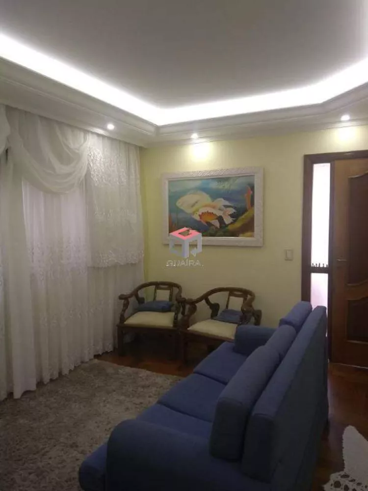 Sobrado à venda com 4 quartos, 195m² - Foto 1