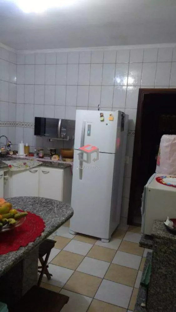 Sobrado à venda com 4 quartos, 195m² - Foto 7