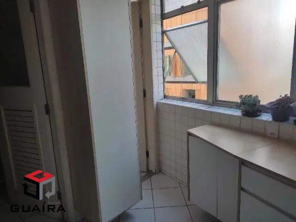 Apartamento à venda com 3 quartos, 180m² - Foto 7