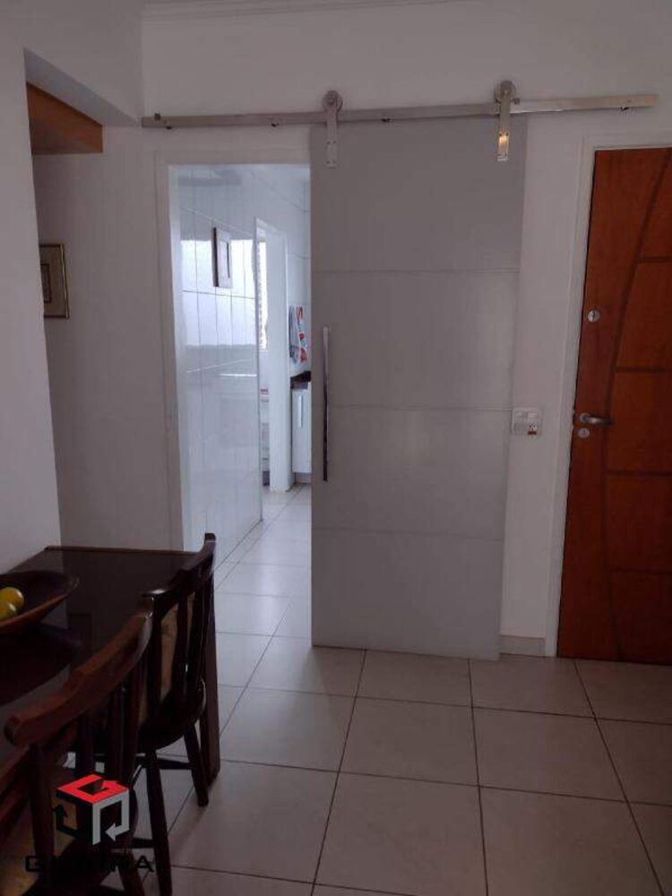 Apartamento à venda com 2 quartos, 82m² - Foto 3