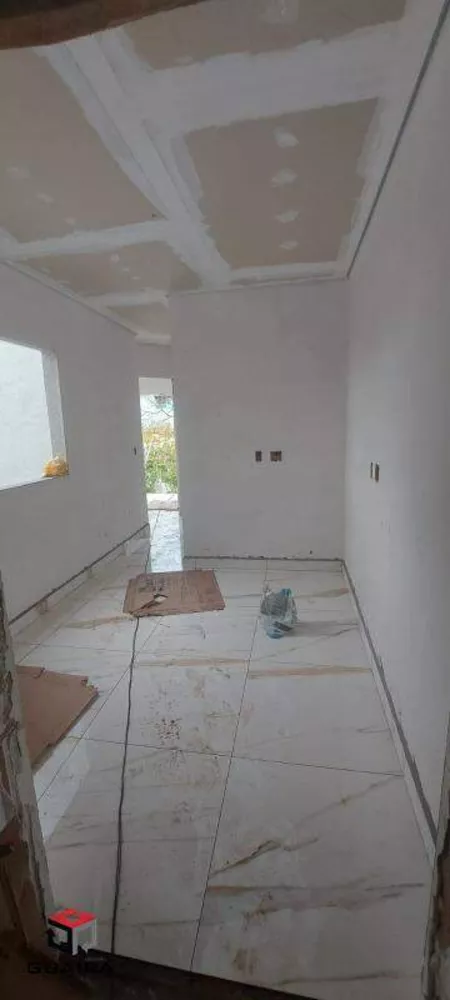 Apartamento à venda com 2 quartos, 48m² - Foto 3