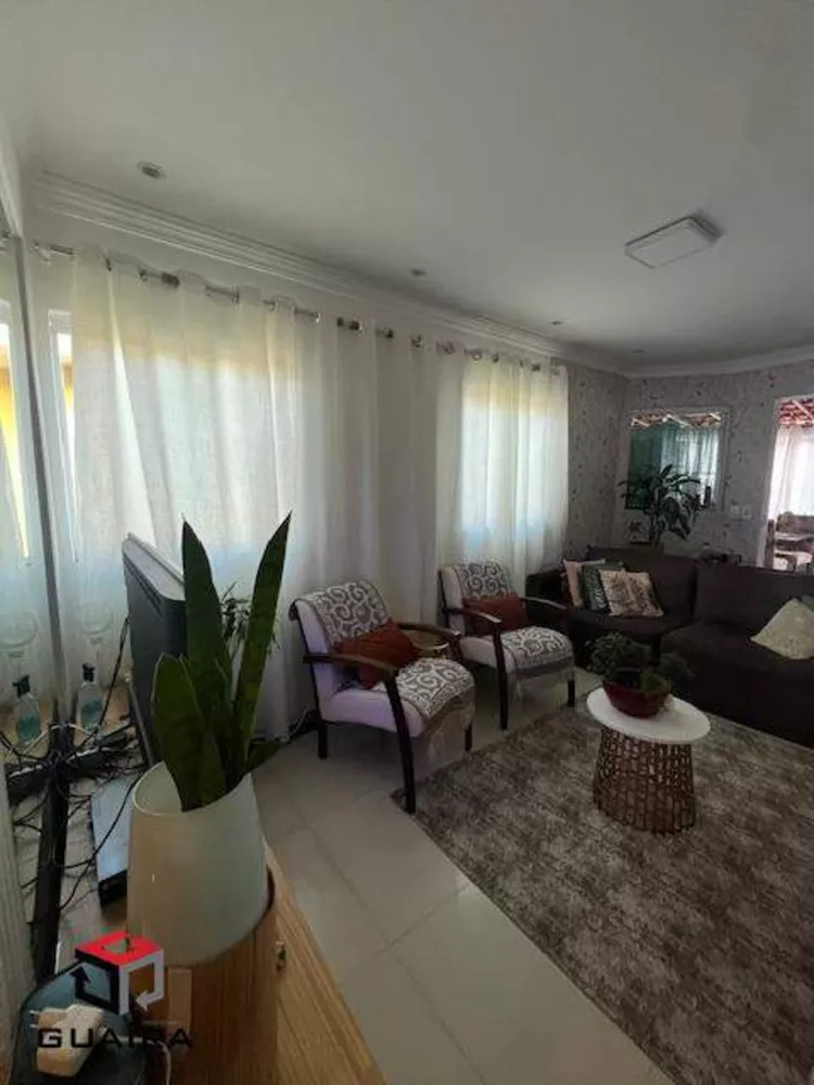 Sobrado à venda com 4 quartos, 186m² - Foto 2