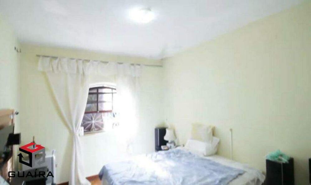 Sobrado à venda com 3 quartos, 200m² - Foto 13
