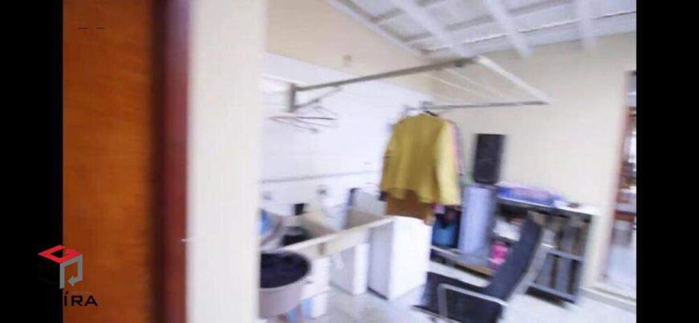 Sobrado à venda com 3 quartos, 200m² - Foto 12