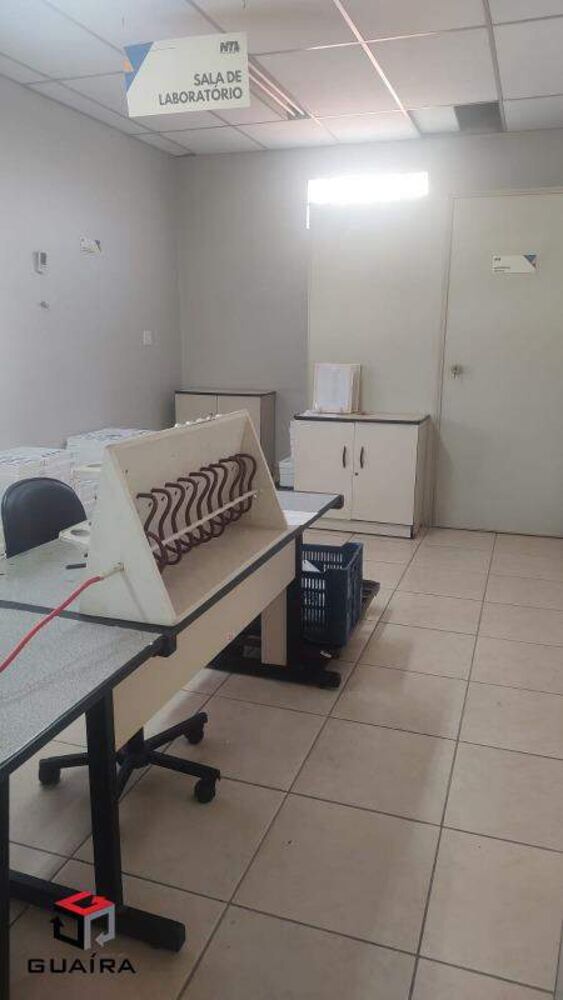 Sobrado para alugar com 3 quartos, 227m² - Foto 12