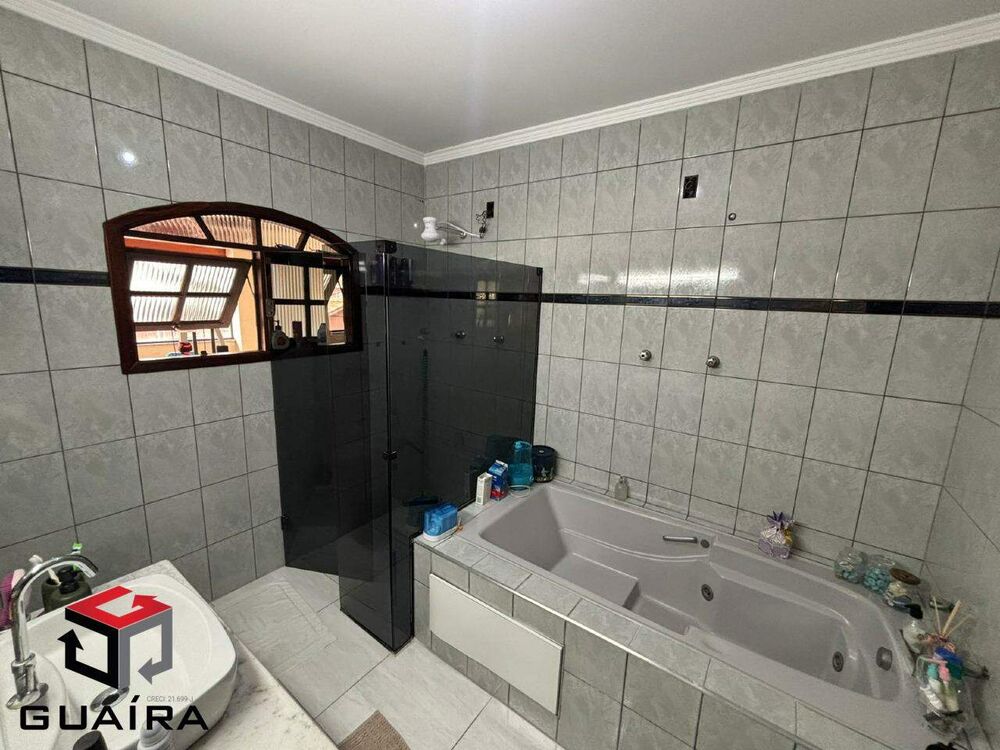 Sobrado à venda com 3 quartos, 212m² - Foto 26