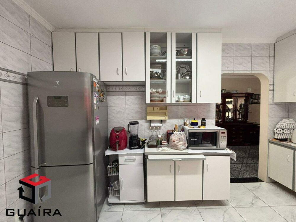 Sobrado à venda com 3 quartos, 212m² - Foto 12
