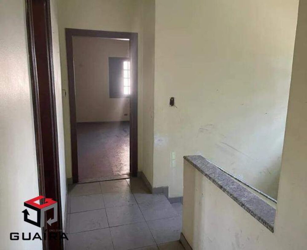 Sobrado à venda com 3 quartos, 498m² - Foto 2