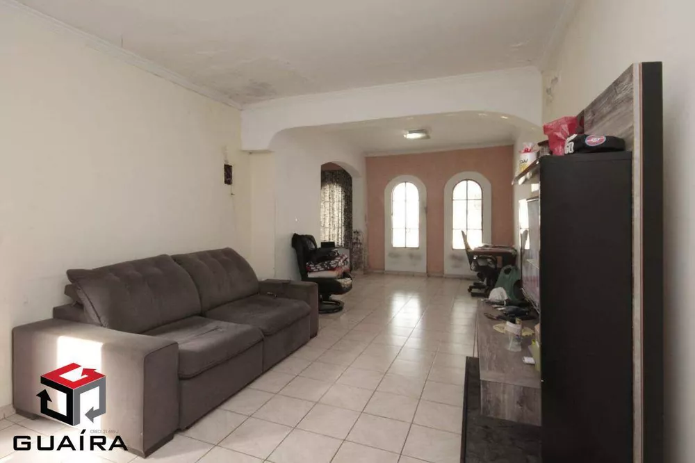 Casa à venda com 2 quartos, 300m² - Foto 1