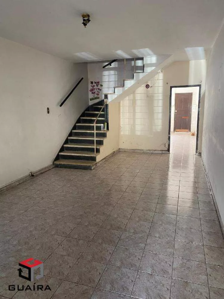 Sobrado à venda com 3 quartos, 138m² - Foto 1