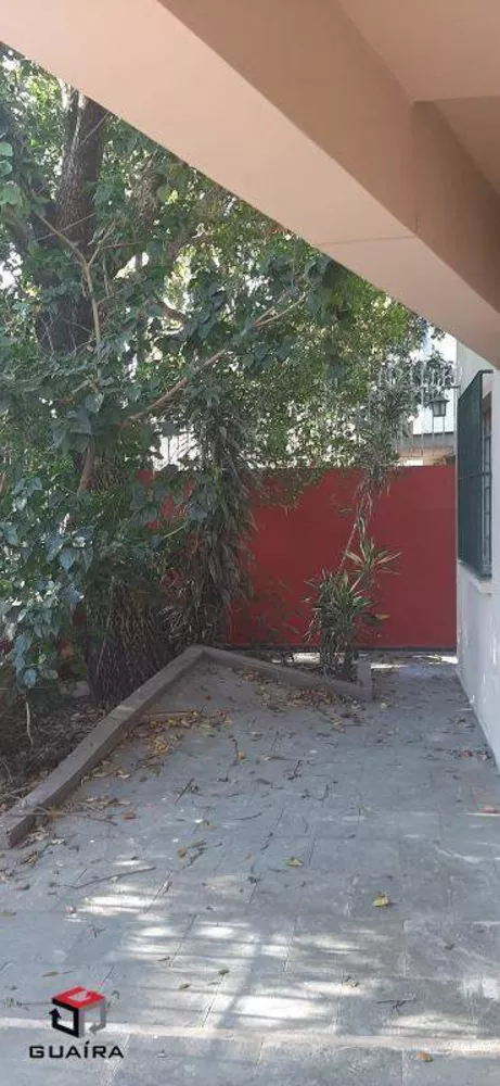 Sobrado à venda com 3 quartos, 120m² - Foto 1