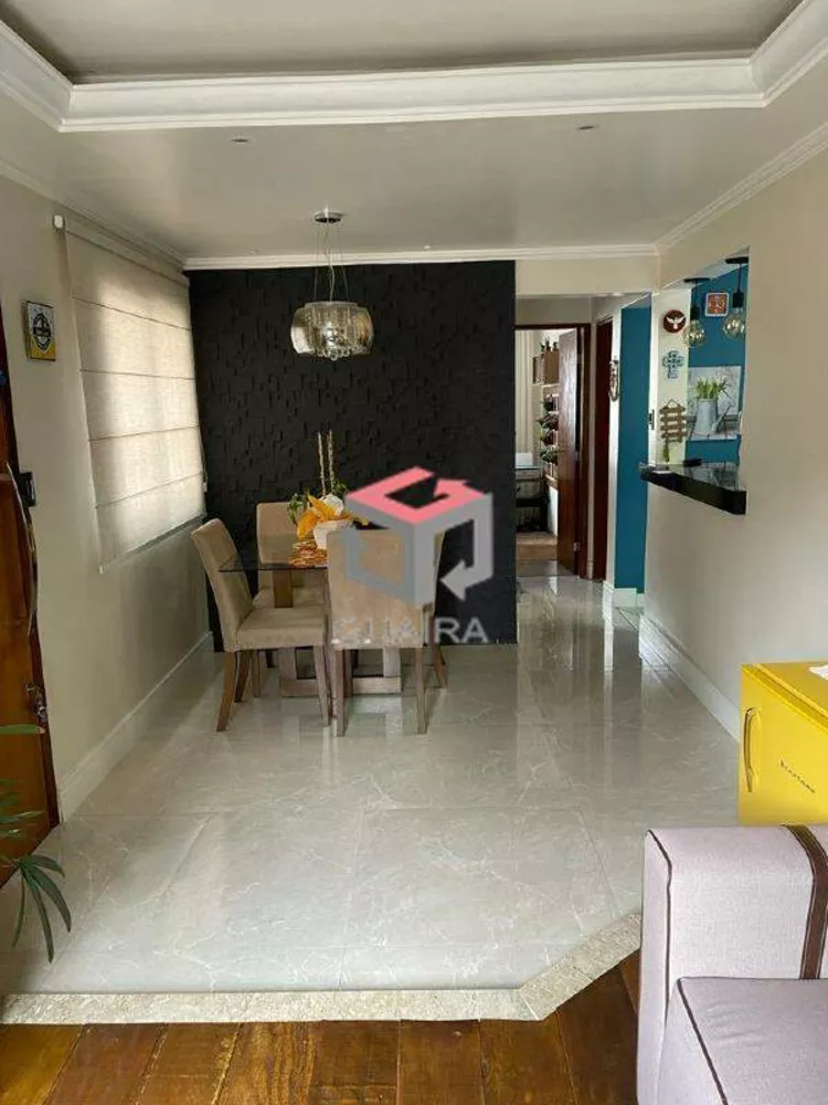 Apartamento à venda com 2 quartos, 66m² - Foto 2