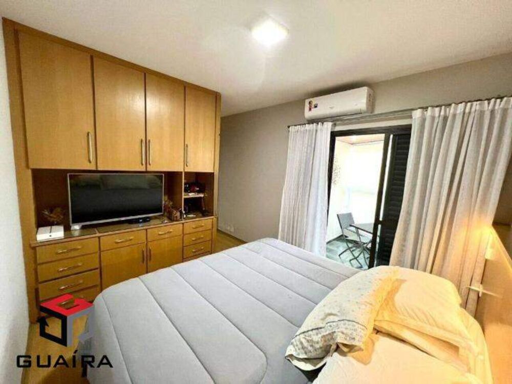 Apartamento à venda com 4 quartos, 180m² - Foto 17