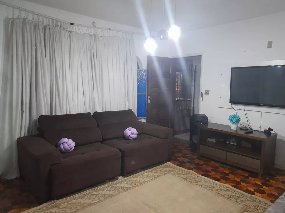 Casa à venda com 2 quartos, 400m² - Foto 1