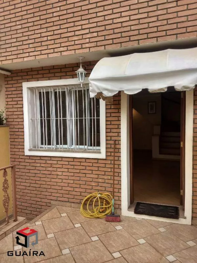 Casa à venda com 3 quartos, 143m² - Foto 1