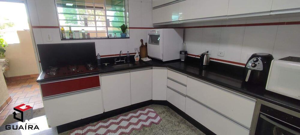 Sobrado para alugar com 3 quartos, 210m² - Foto 9