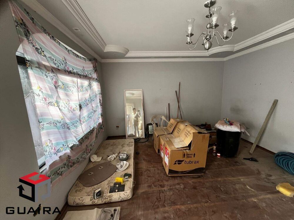 Sobrado à venda com 3 quartos, 250m² - Foto 2
