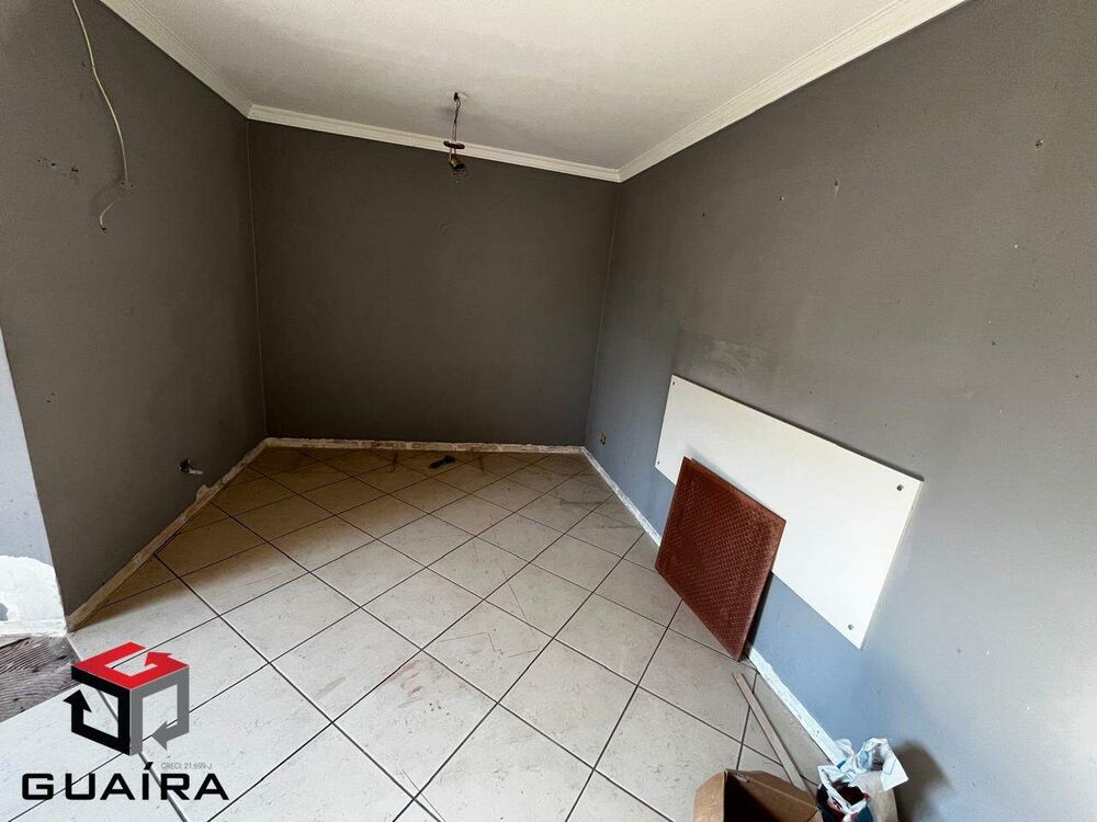 Sobrado à venda com 3 quartos, 250m² - Foto 25