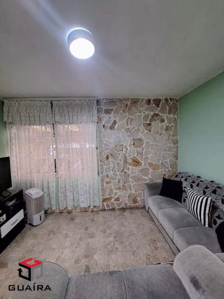 Sobrado à venda com 2 quartos, 180m² - Foto 2