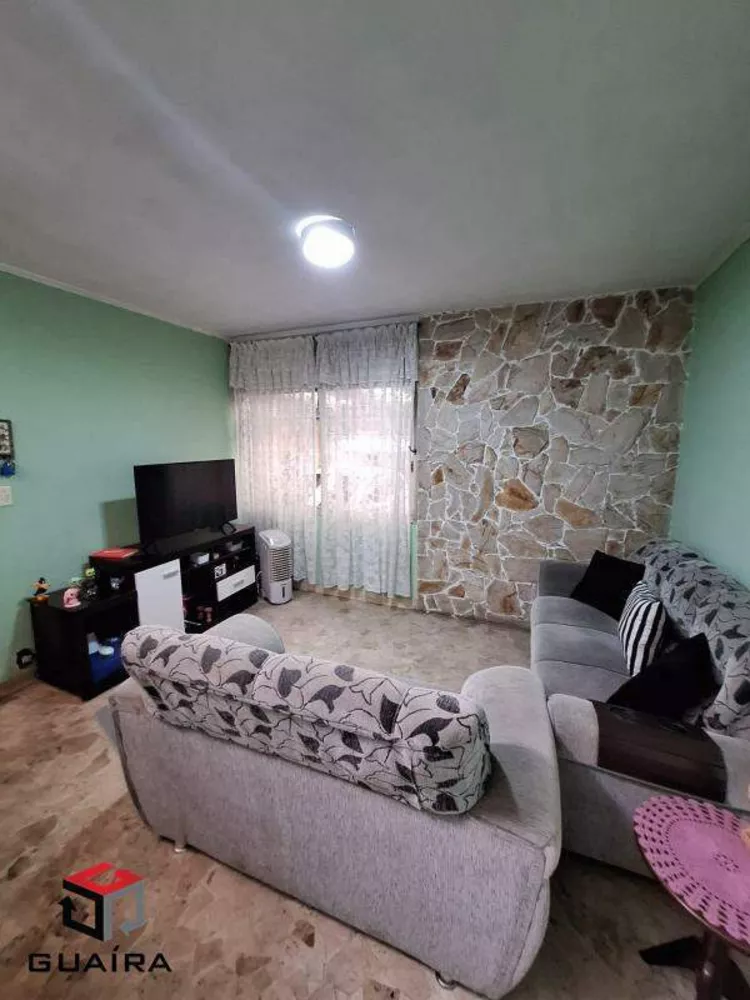 Sobrado à venda com 2 quartos, 180m² - Foto 1