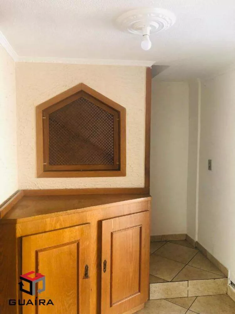 Sobrado à venda com 3 quartos, 200m² - Foto 3