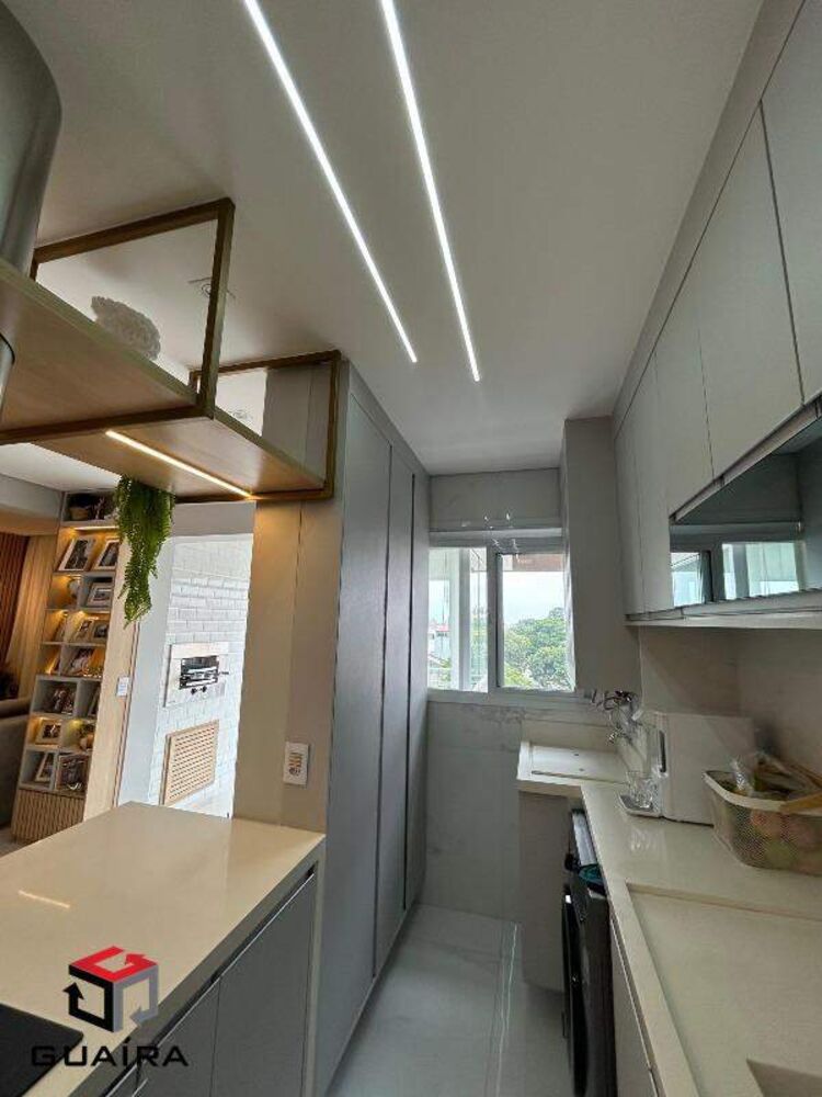 Apartamento à venda com 2 quartos, 75m² - Foto 1
