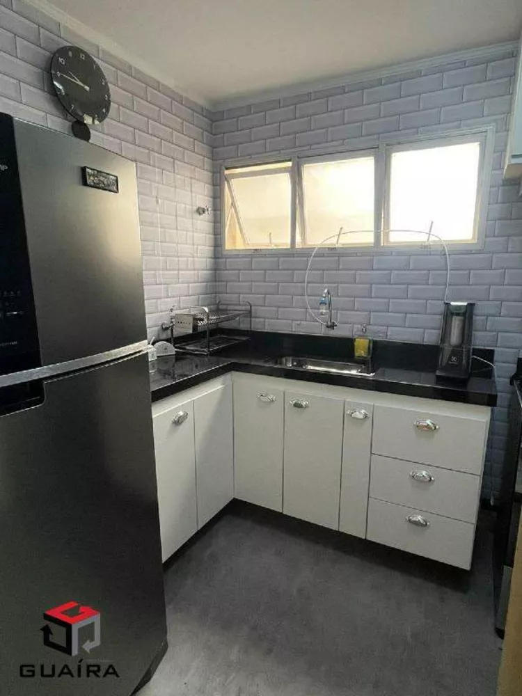 Apartamento à venda com 3 quartos, 80m² - Foto 2