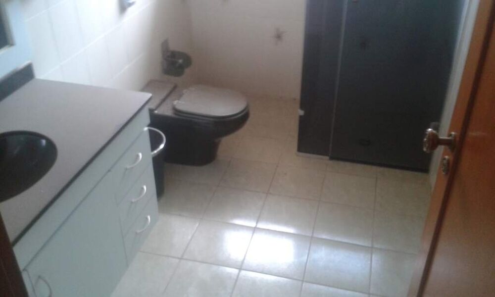 Casa à venda com 1 quarto, 450m² - Foto 2