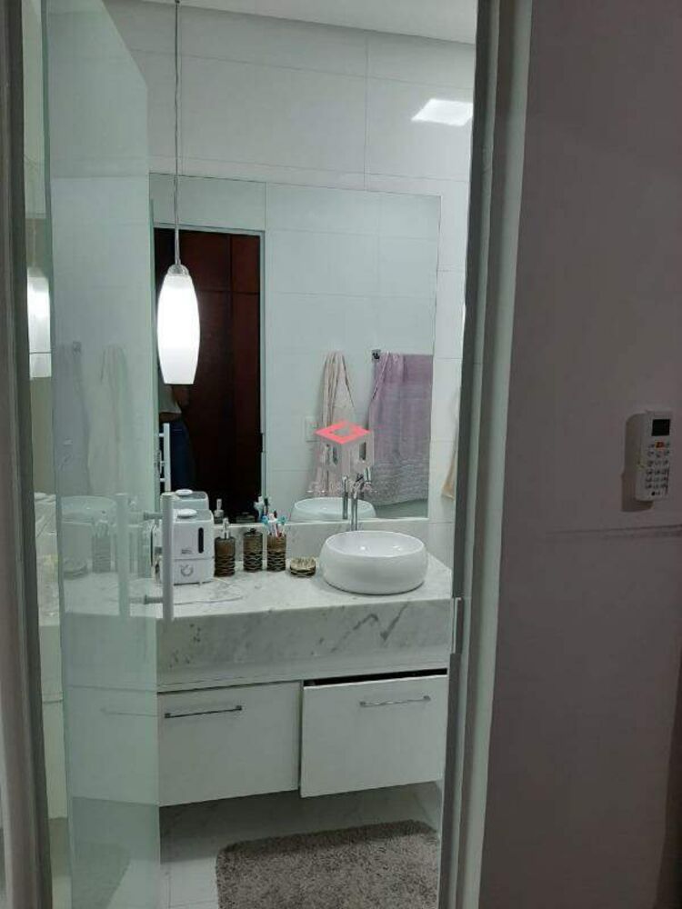 Sobrado à venda com 3 quartos, 200m² - Foto 5