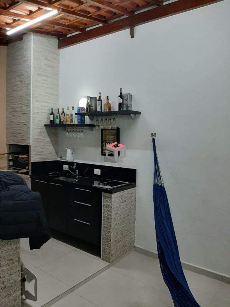Sobrado à venda com 3 quartos, 200m² - Foto 8