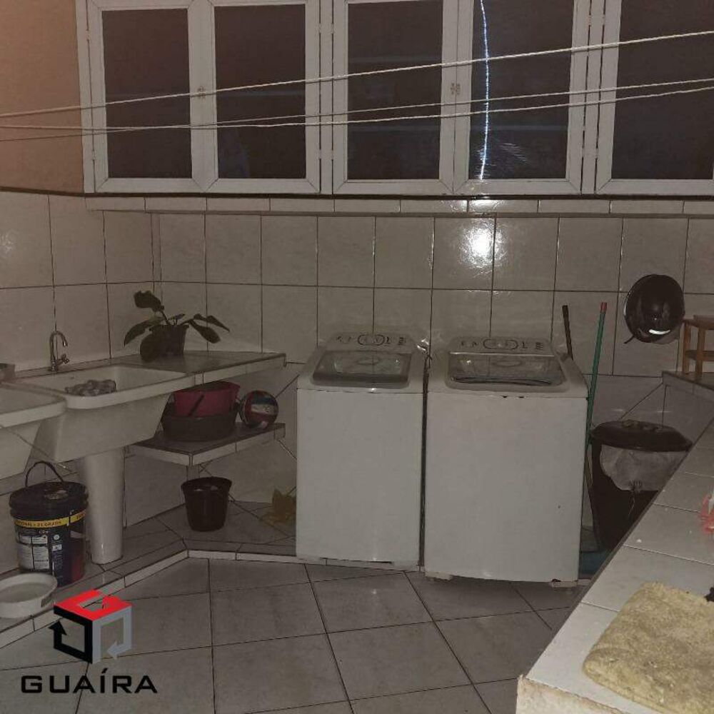 Casa à venda com 7 quartos, 354m² - Foto 2