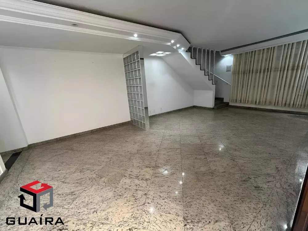 Sobrado à venda com 3 quartos, 220m² - Foto 2