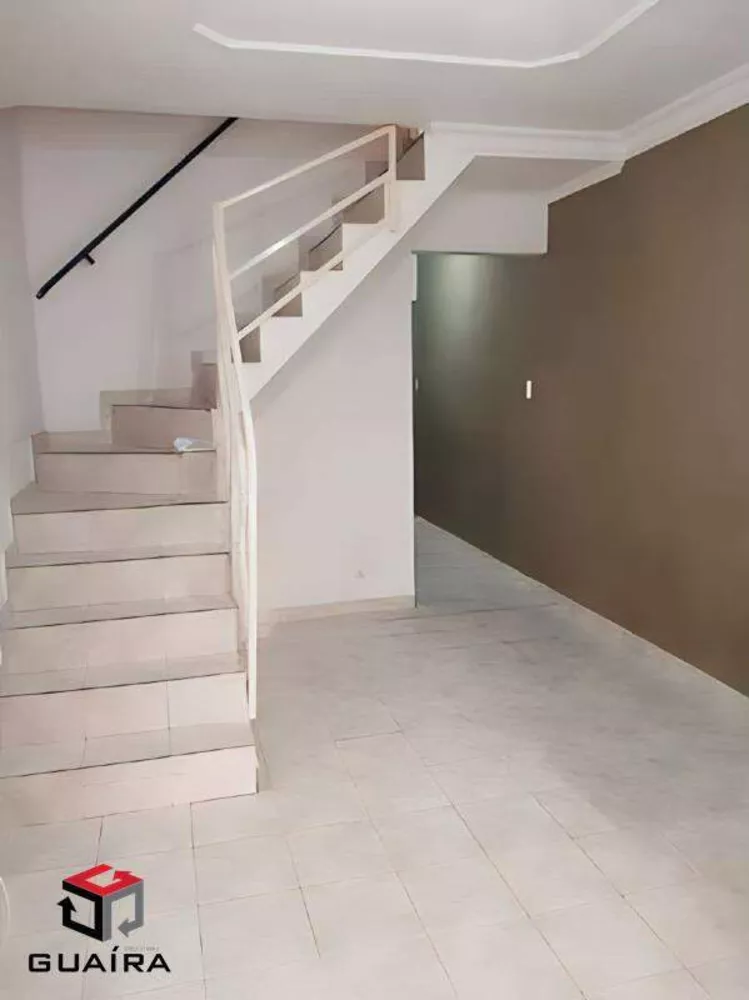 Sobrado à venda com 3 quartos, 125m² - Foto 1