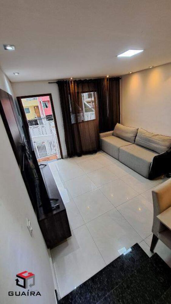 Sobrado à venda com 2 quartos, 101m² - Foto 1