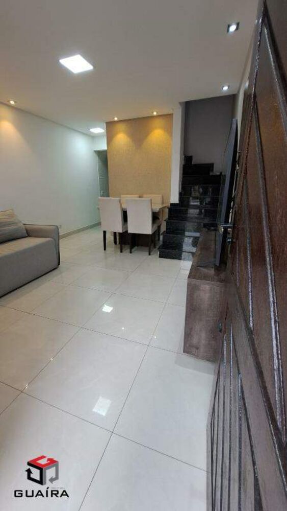 Sobrado à venda com 2 quartos, 101m² - Foto 2