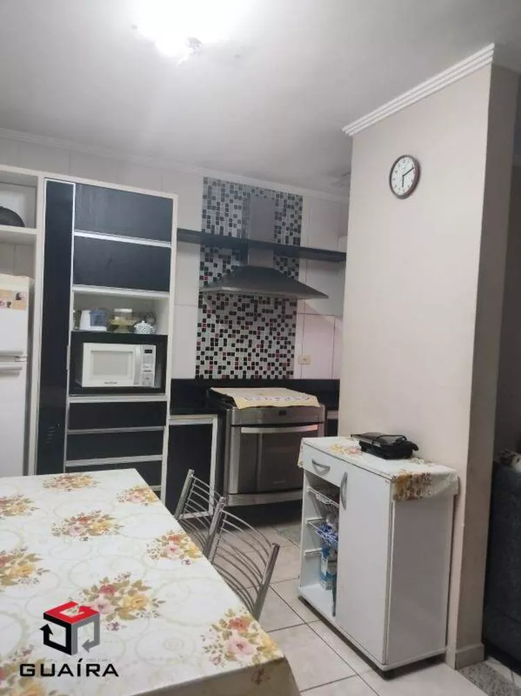 Apartamento à venda com 2 quartos, 70m² - Foto 3