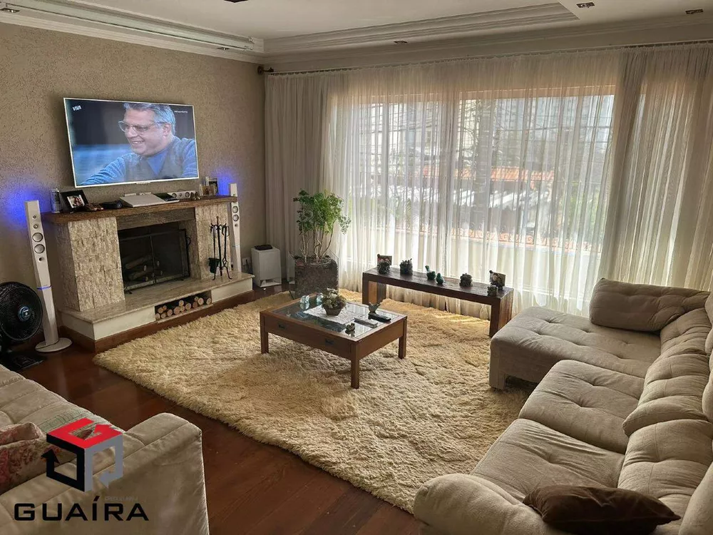 Sobrado à venda com 3 quartos, 300m² - Foto 2