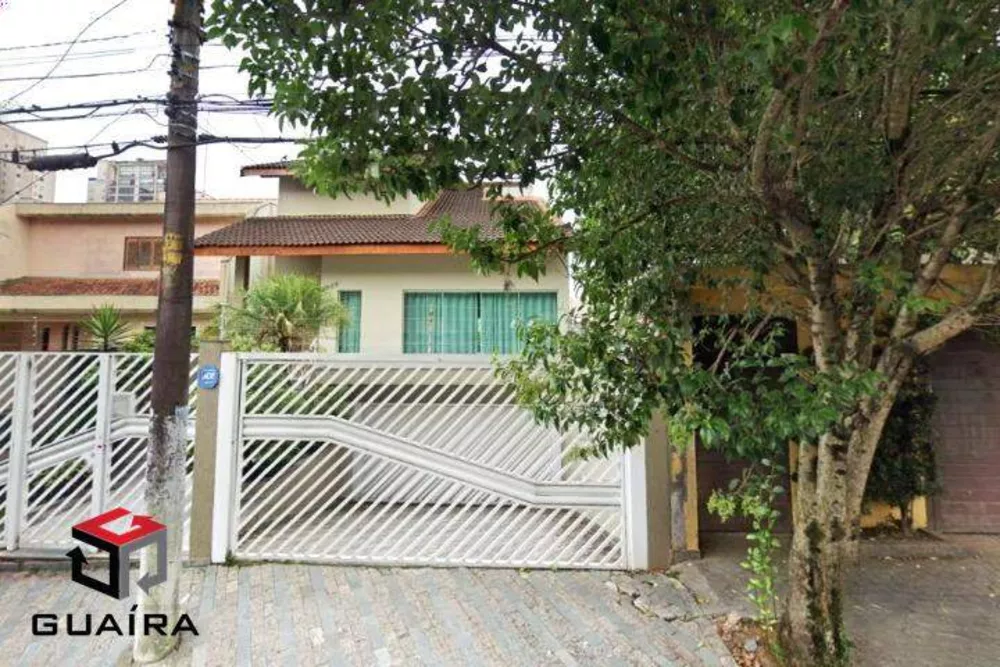 Sobrado à venda com 4 quartos, 400m² - Foto 1