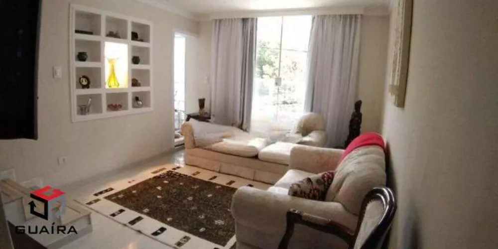 Sobrado à venda com 3 quartos, 191m² - Foto 1