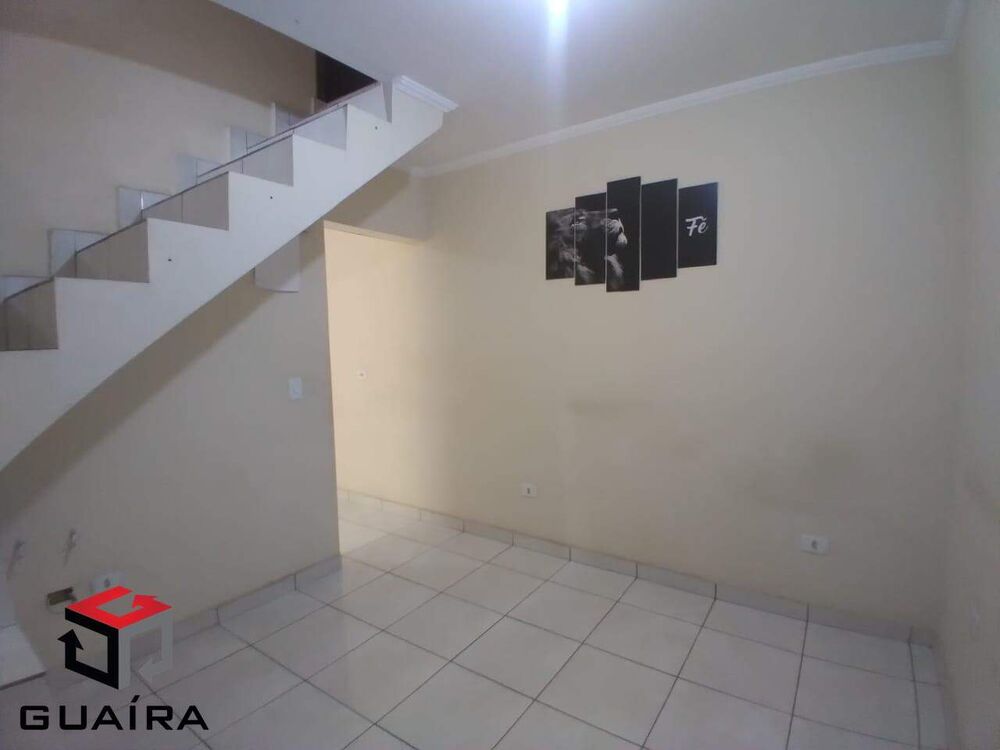 Sobrado para alugar com 2 quartos, 80m² - Foto 2