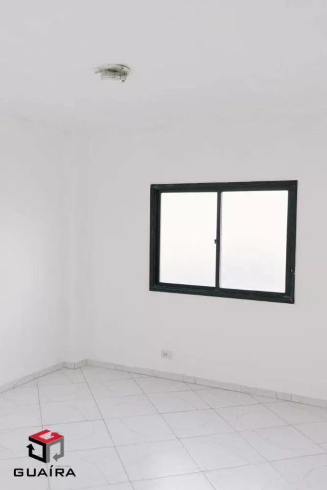 Casa Comercial à venda com 3 quartos, 200m² - Foto 4