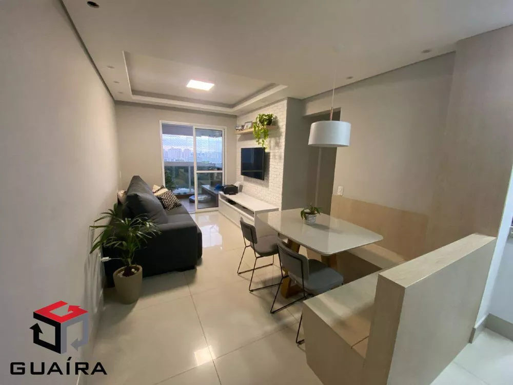 Apartamento à venda com 2 quartos, 63m² - Foto 2