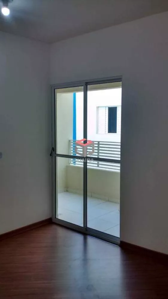 Apartamento à venda com 3 quartos, 70m² - Foto 3