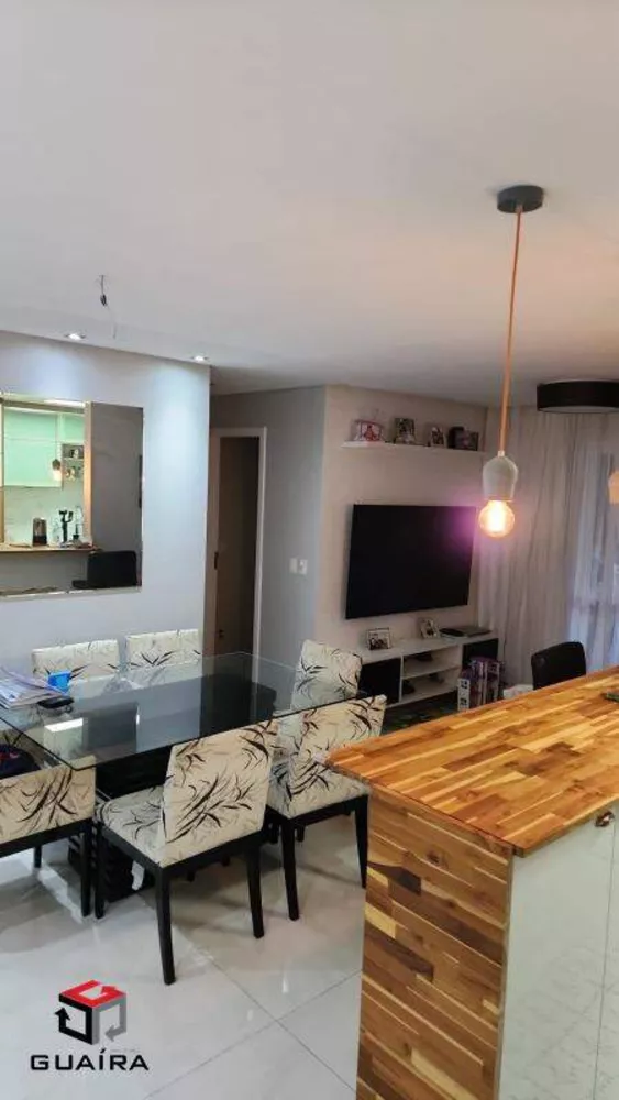 Apartamento à venda com 2 quartos, 70m² - Foto 1