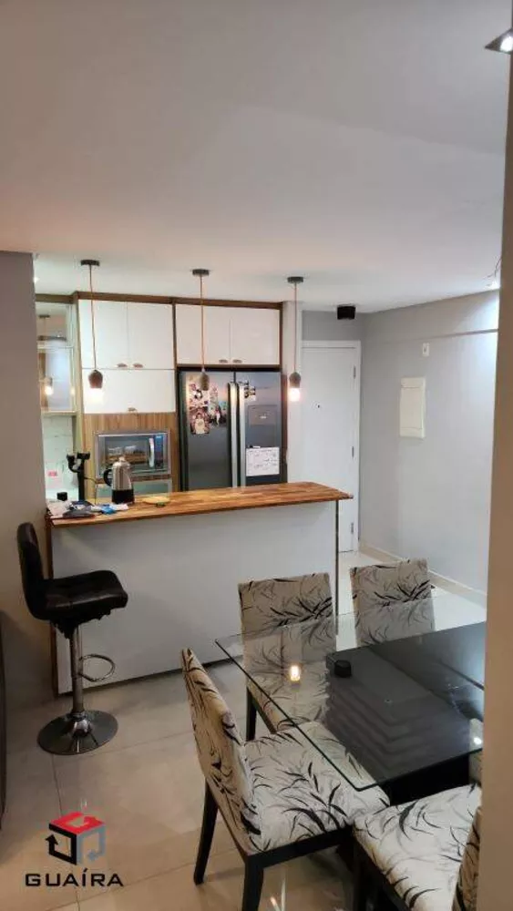 Apartamento à venda com 2 quartos, 70m² - Foto 2