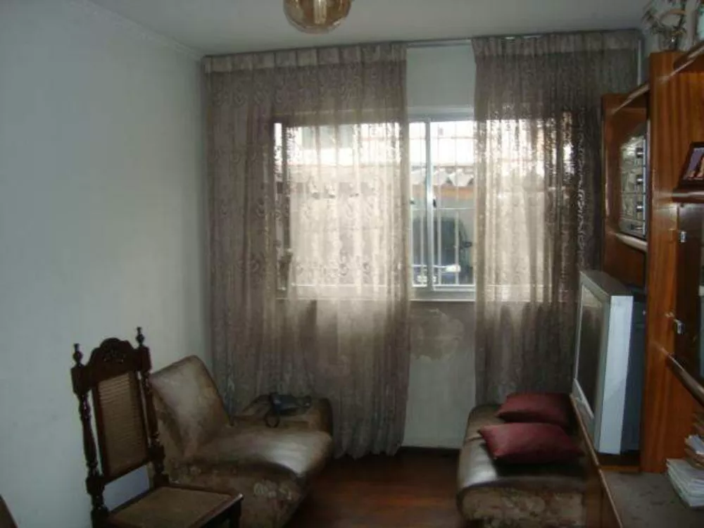 Apartamento à venda com 2 quartos, 70m² - Foto 2