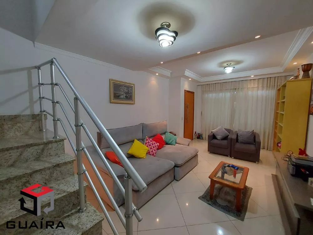 Sobrado à venda com 3 quartos, 179m² - Foto 1