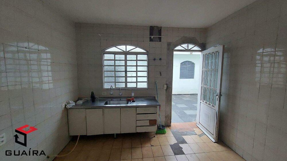 Casa à venda com 2 quartos, 190m² - Foto 1